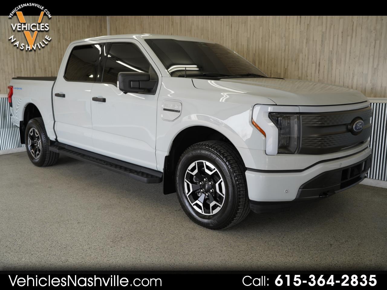 Ford F-150 Lightning  2023