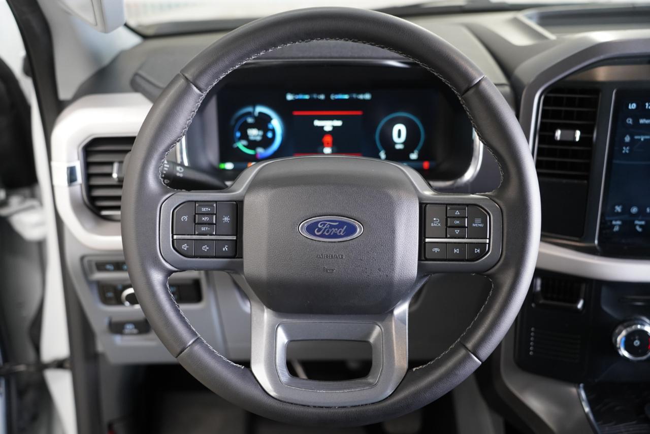 Ford F-150 Lightning  2023