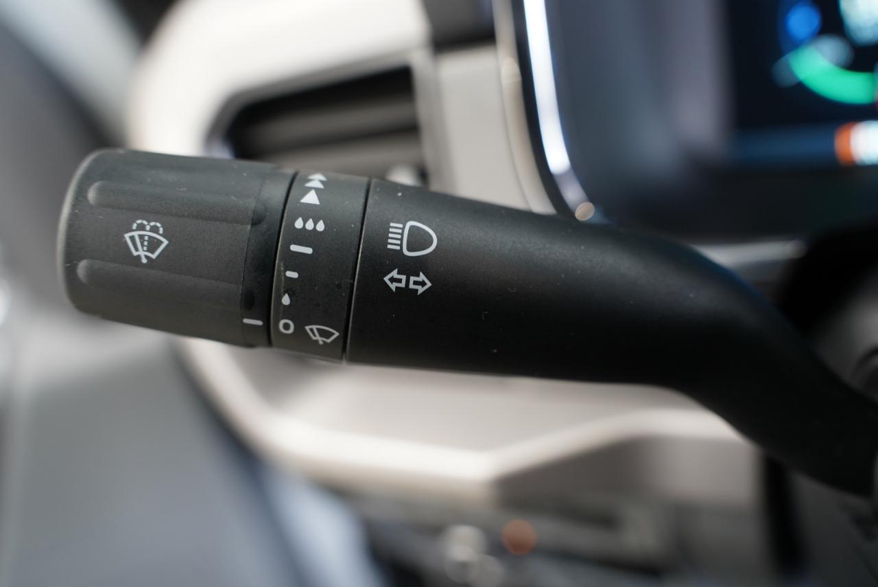 Ford F-150 Lightning  2023