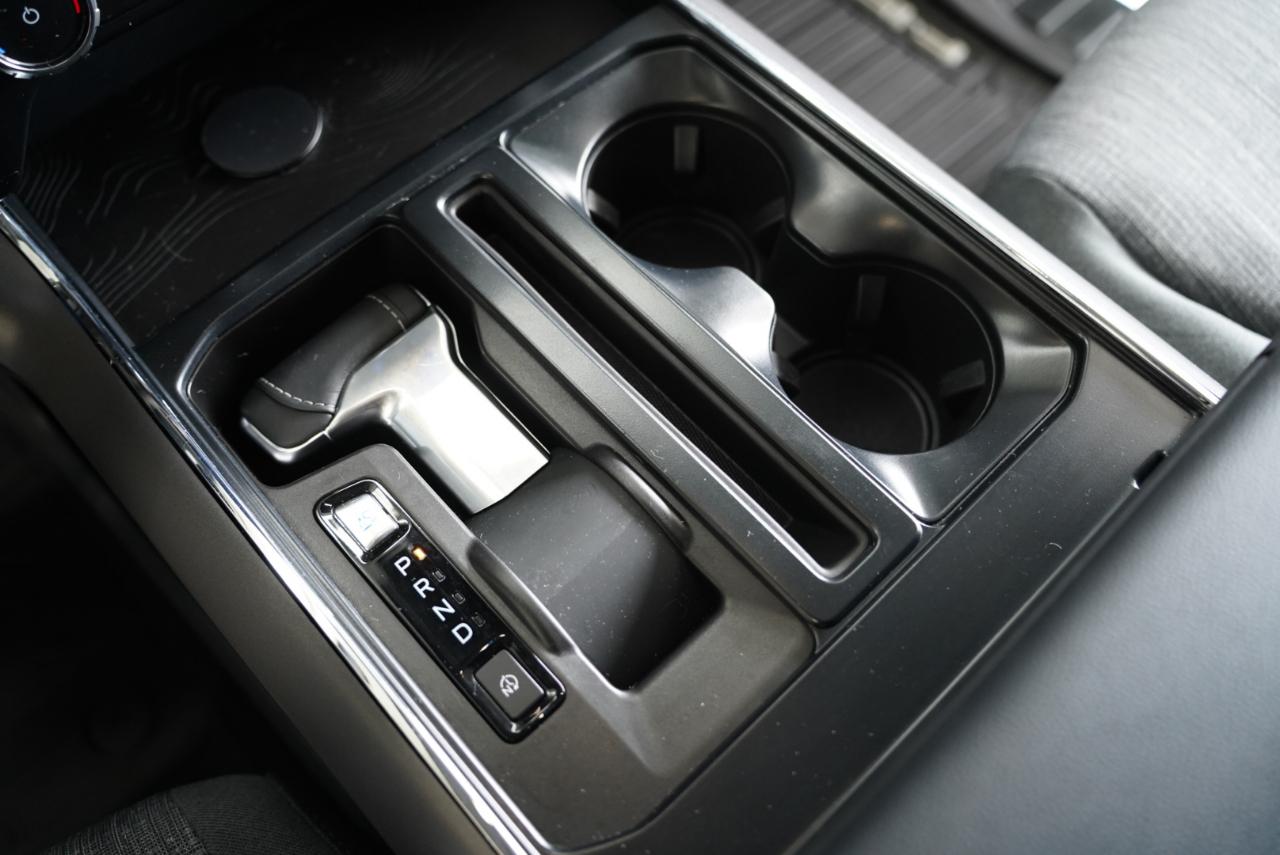 Ford F-150 Lightning  2023