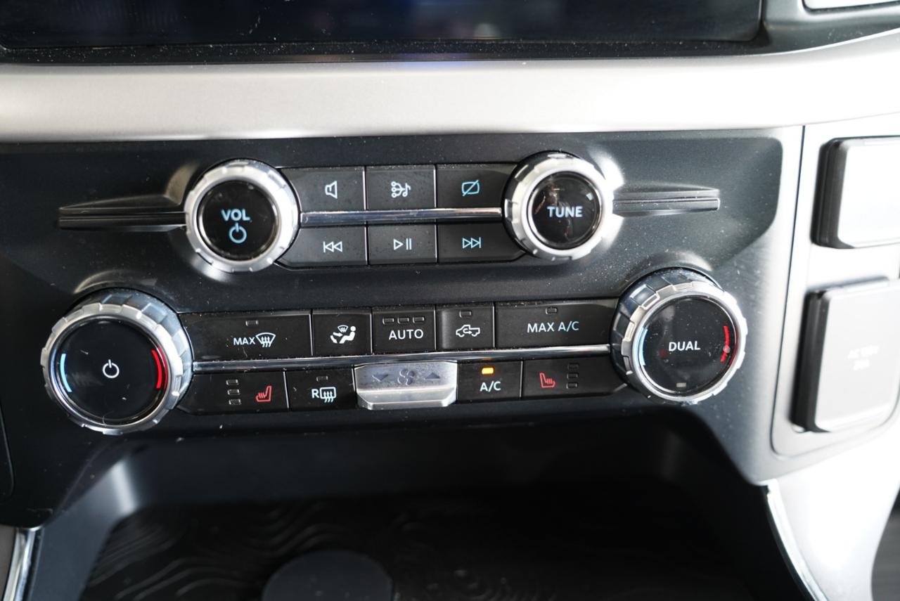 Ford F-150 Lightning  2023