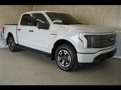 2023 Ford F-150 Lightning 