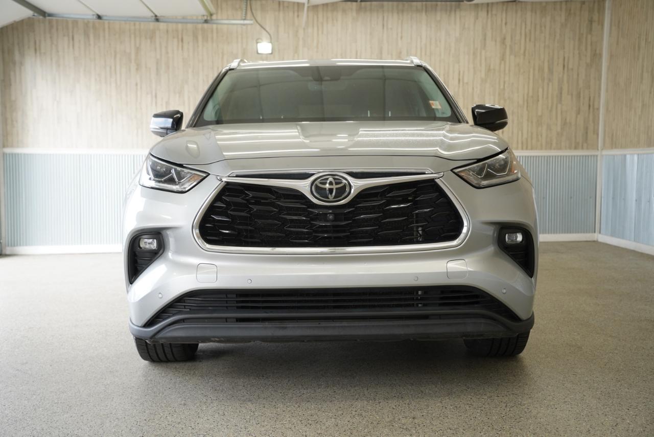 Toyota Highlander  2021