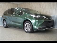 2022 Toyota Sienna 