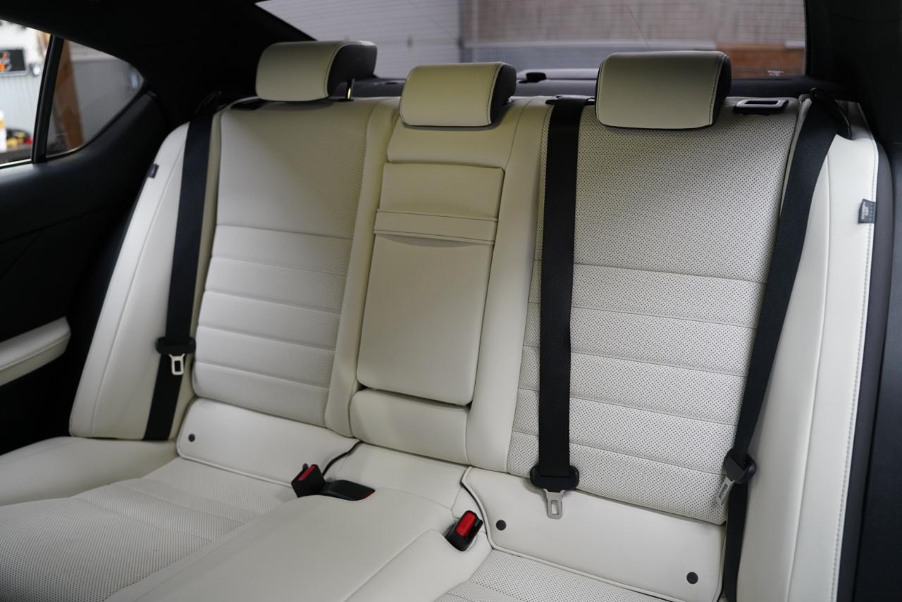 Lexus IS IS 350 F Sport RWD 2021