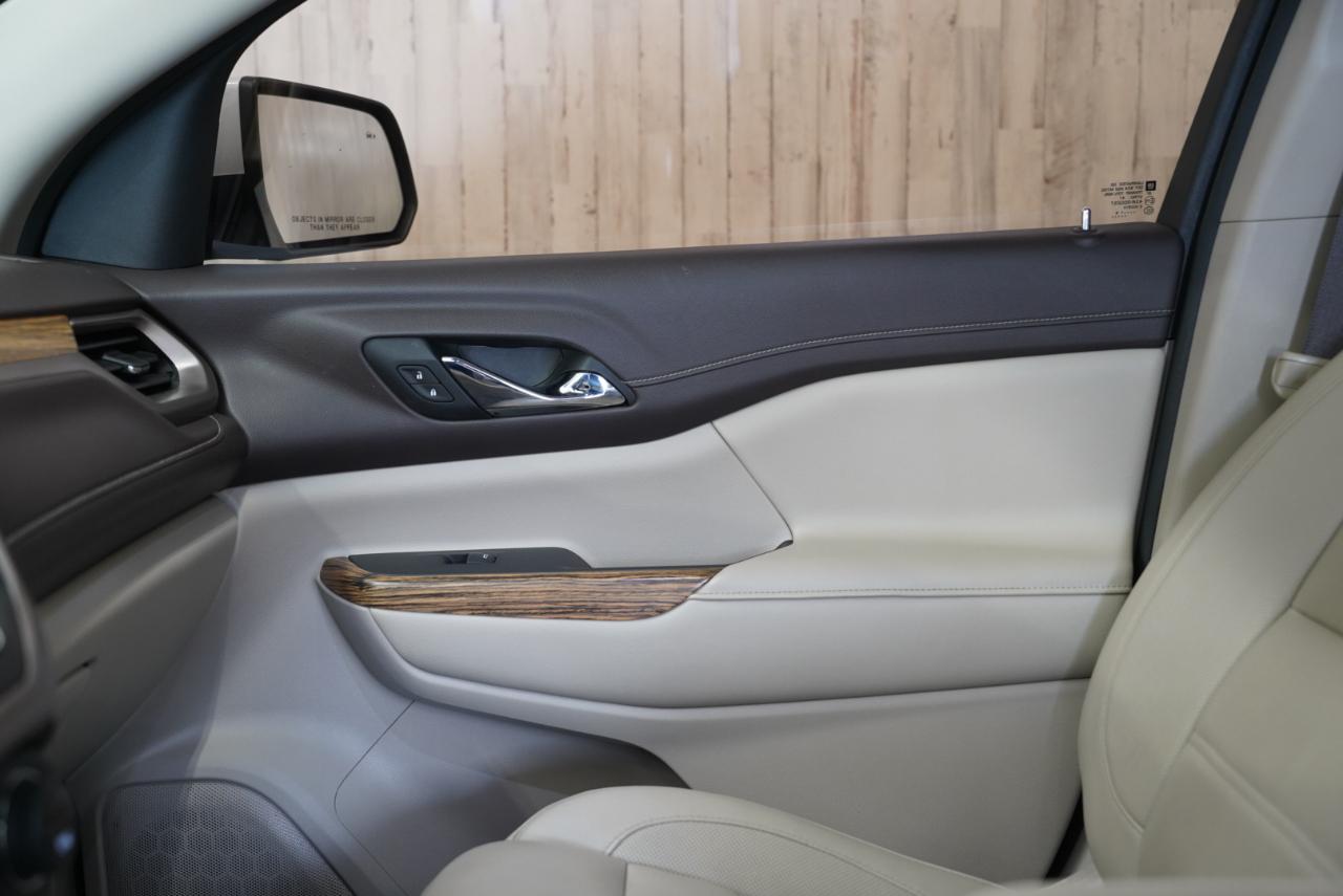 GMC Acadia AWD 4dr Denali 2019