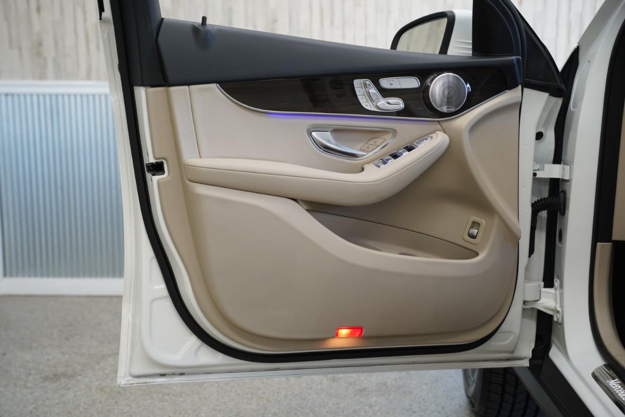 Mercedes-Benz GLC GLC 300 4MATIC SUV 2020