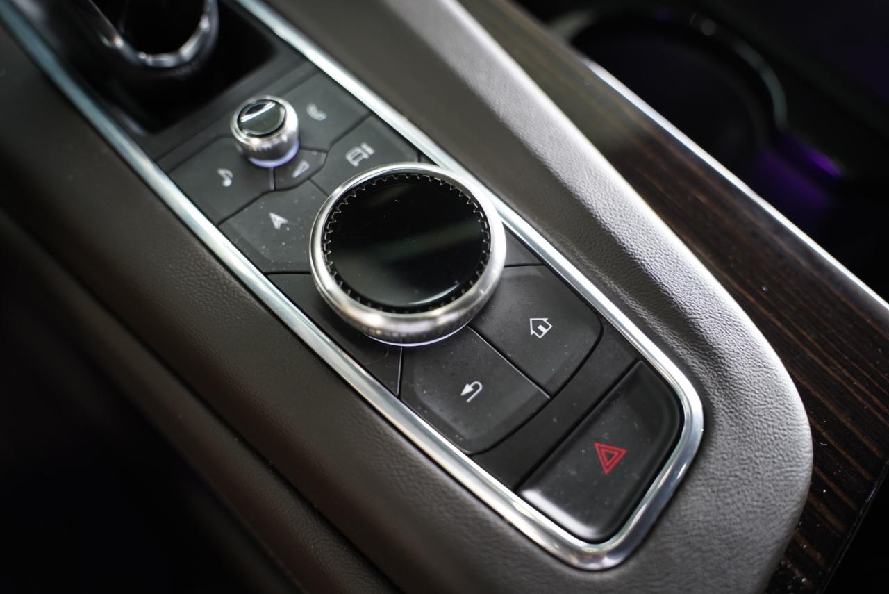 Cadillac Escalade 4WD 4dr Sport 2021