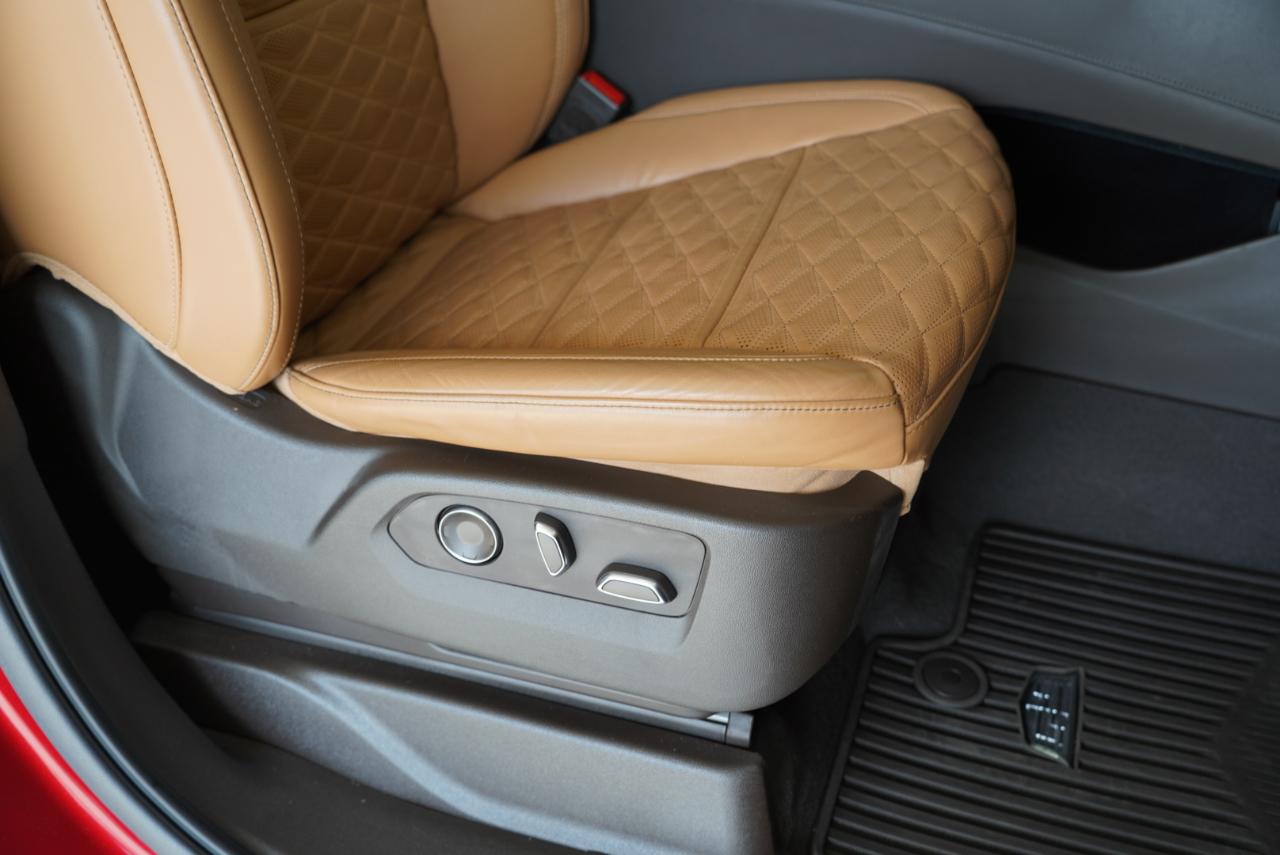 Cadillac Escalade 4WD 4dr Sport 2021