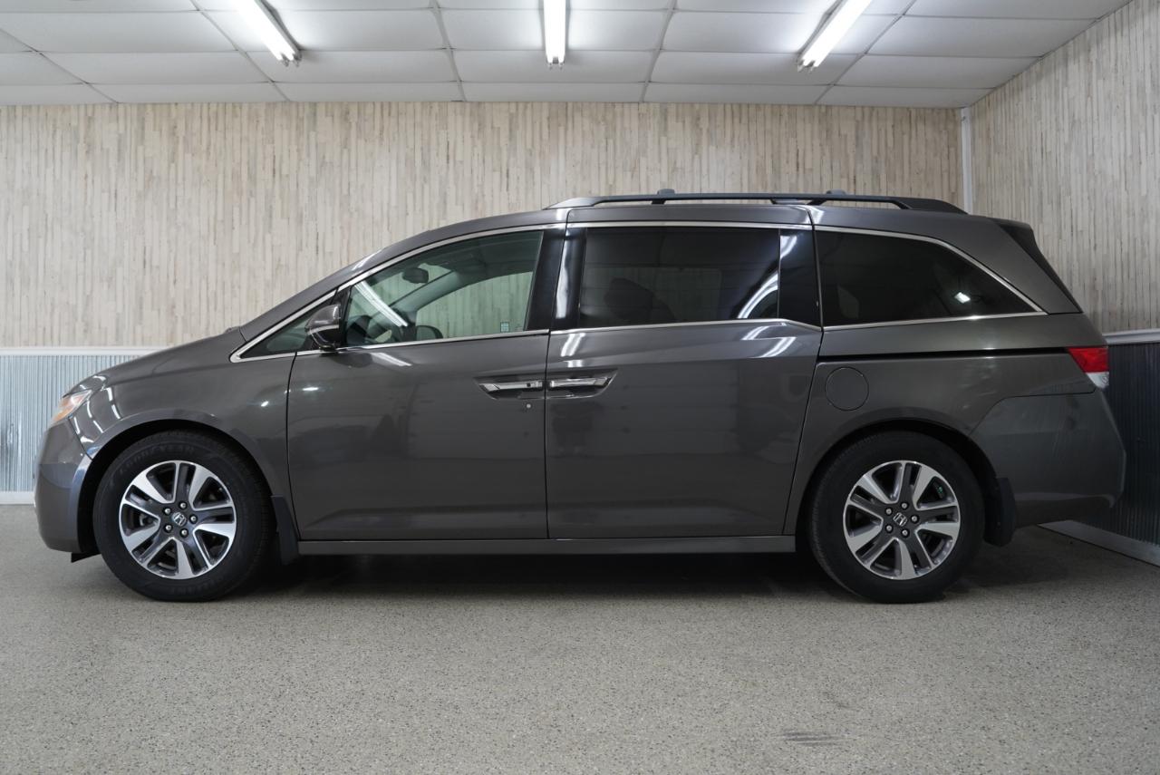 Honda Odyssey 5dr Touring Elite 2016