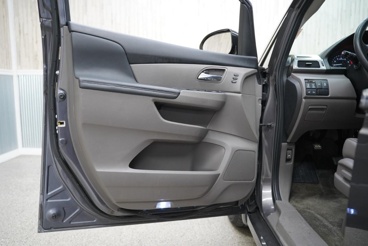 Honda Odyssey 5dr Touring Elite 2016