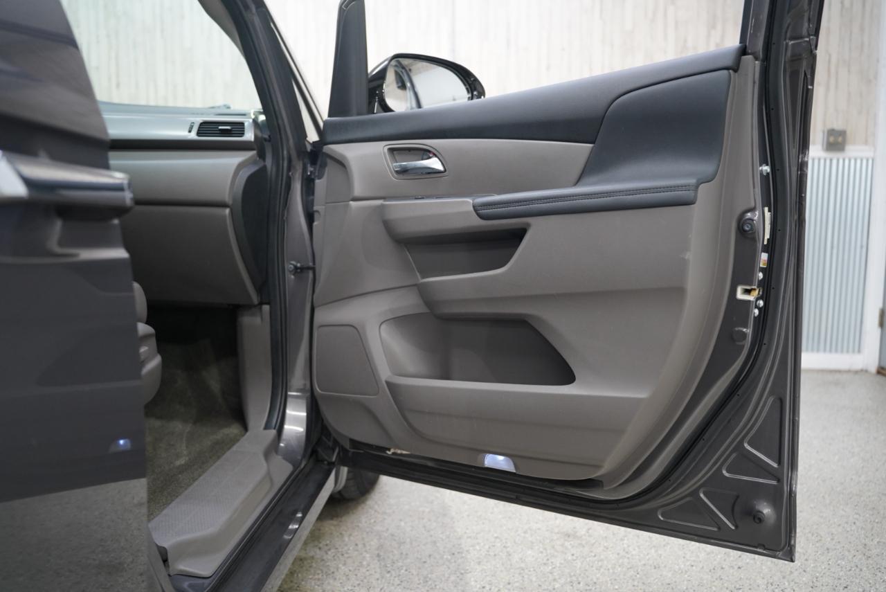 Honda Odyssey 5dr Touring Elite 2016