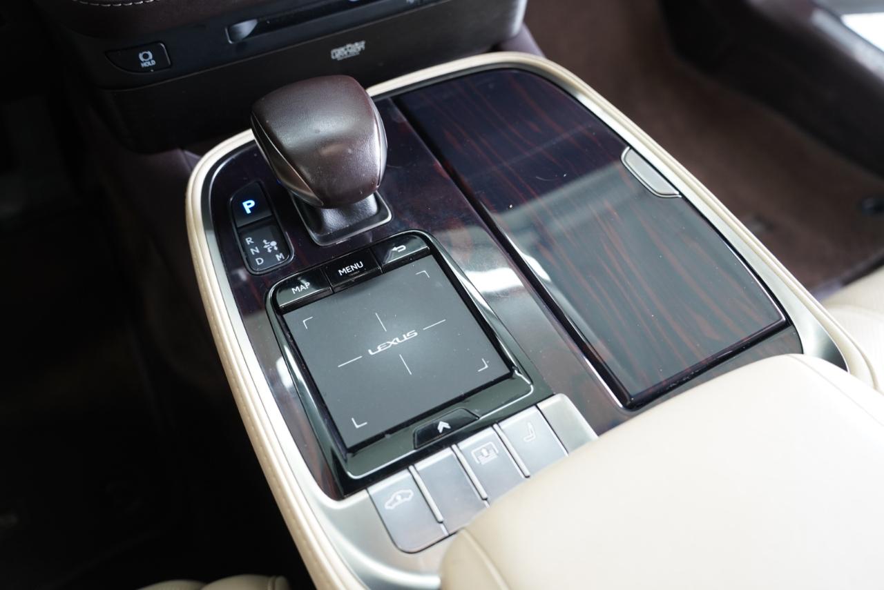 Lexus LS LS 500 RWD 2020