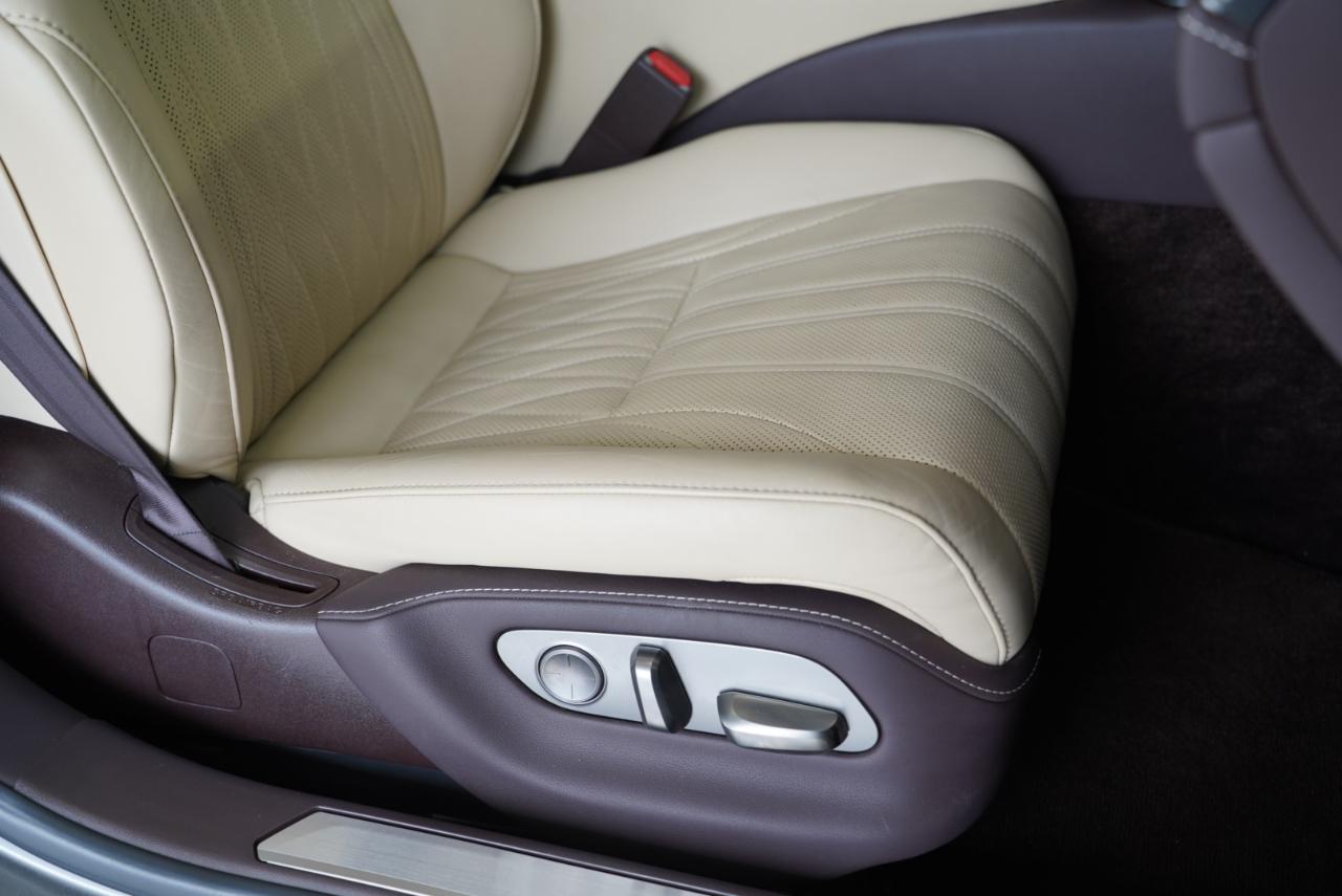 Lexus LS LS 500 RWD 2020