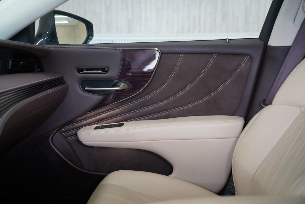 Lexus LS LS 500 RWD 2020