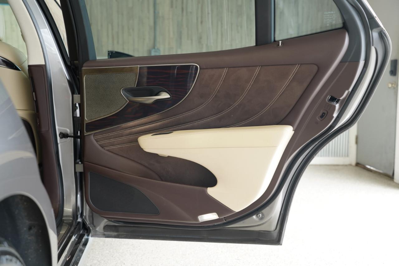 Lexus LS LS 500 RWD 2020