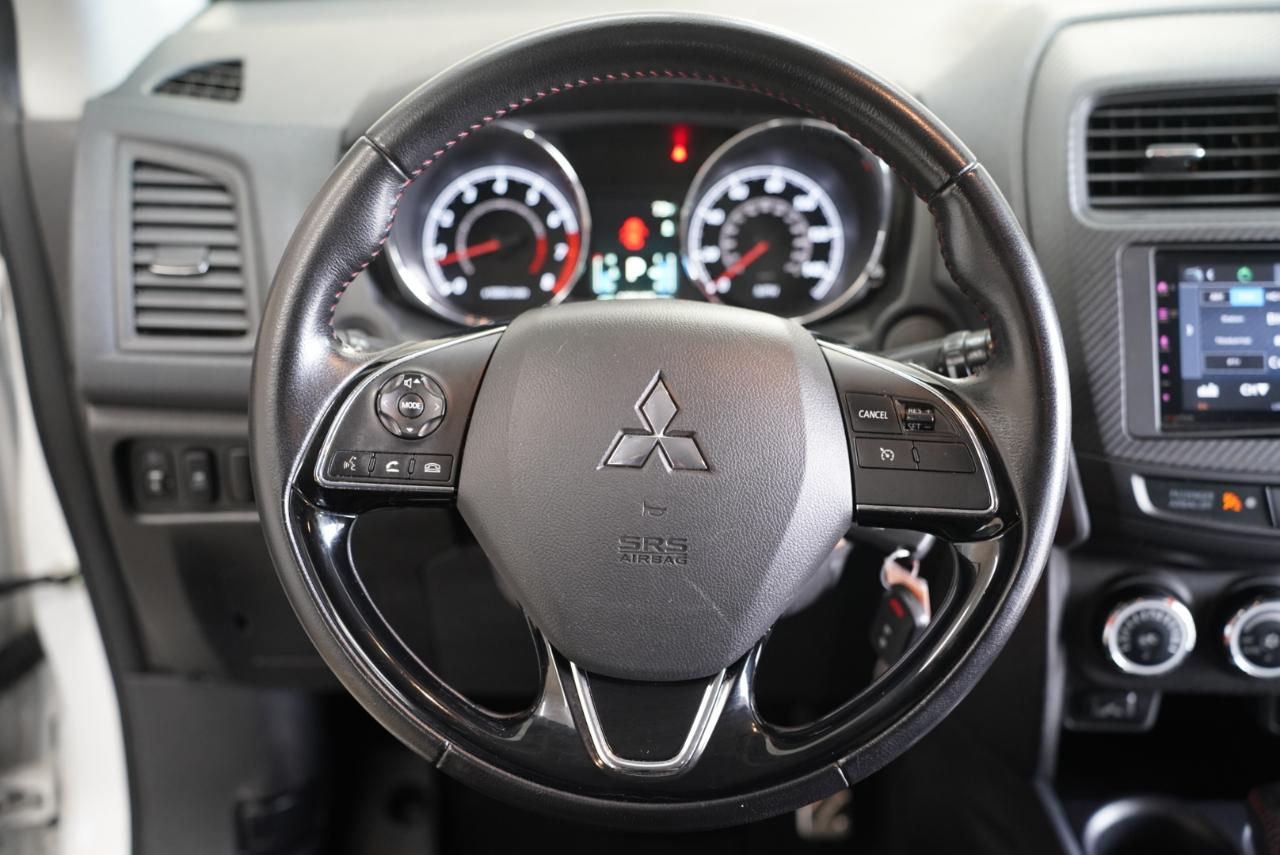 Mitsubishi Outlander Sport  2017