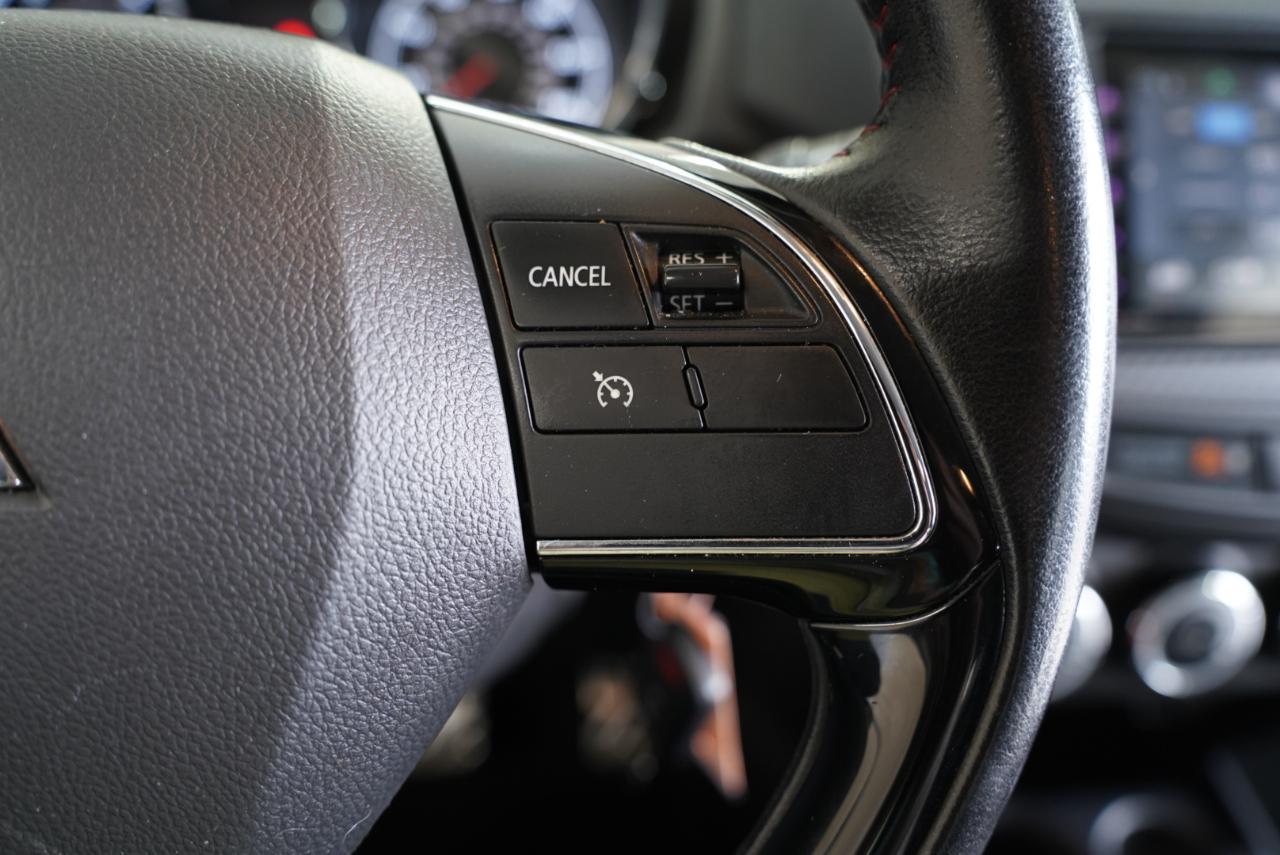 Mitsubishi Outlander Sport  2017