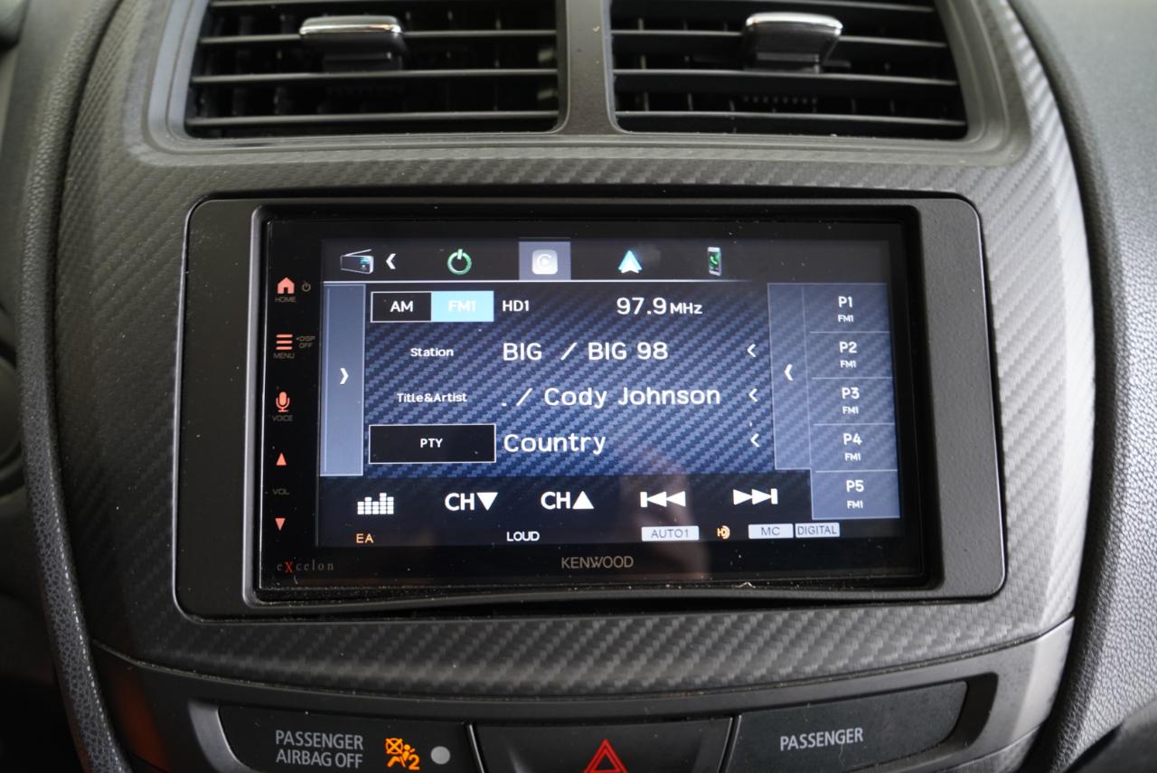 Mitsubishi Outlander Sport  2017