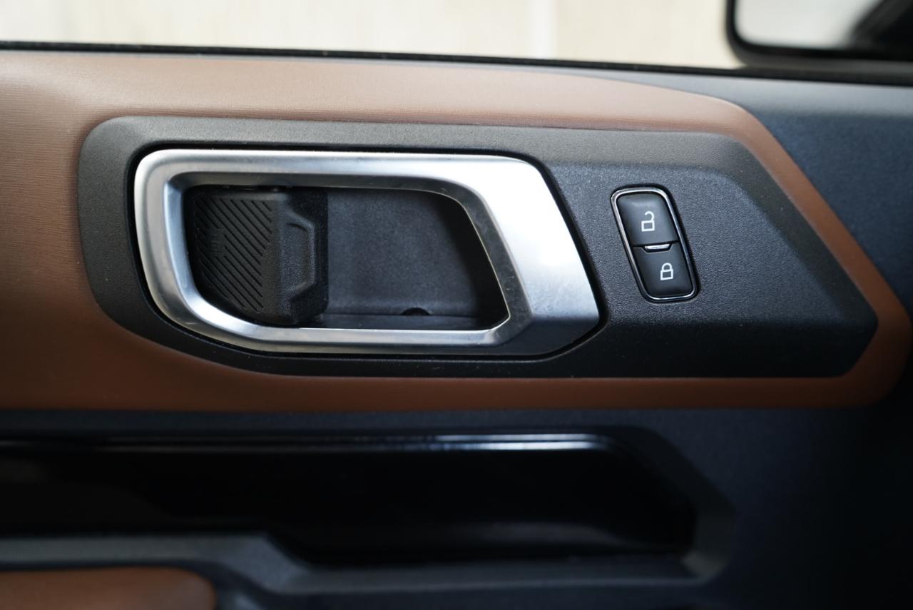 Ford Bronco Outer Banks 2 Door 4x4 2022