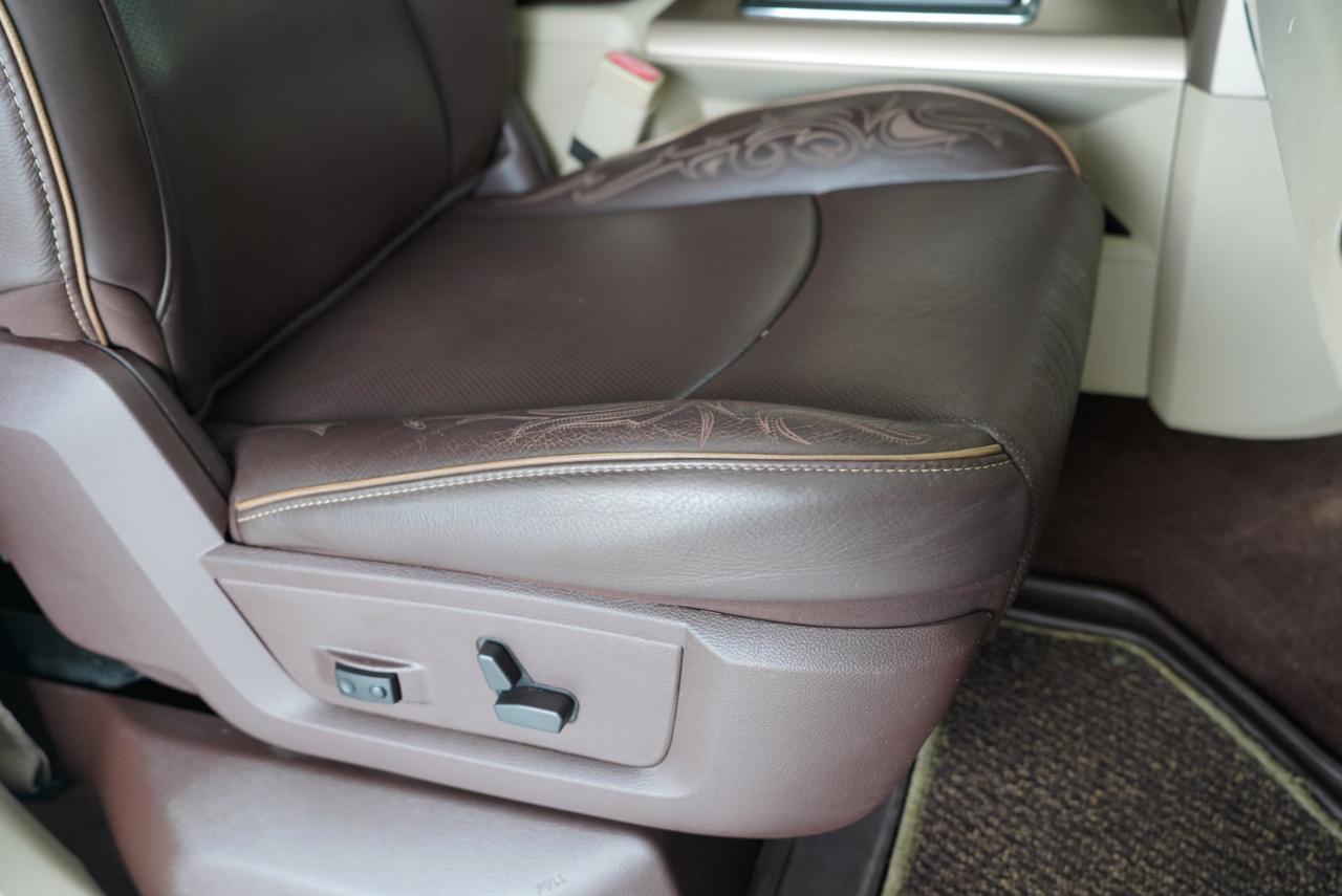 RAM 1500 4WD Crew Cab 149" Longhorn 2014