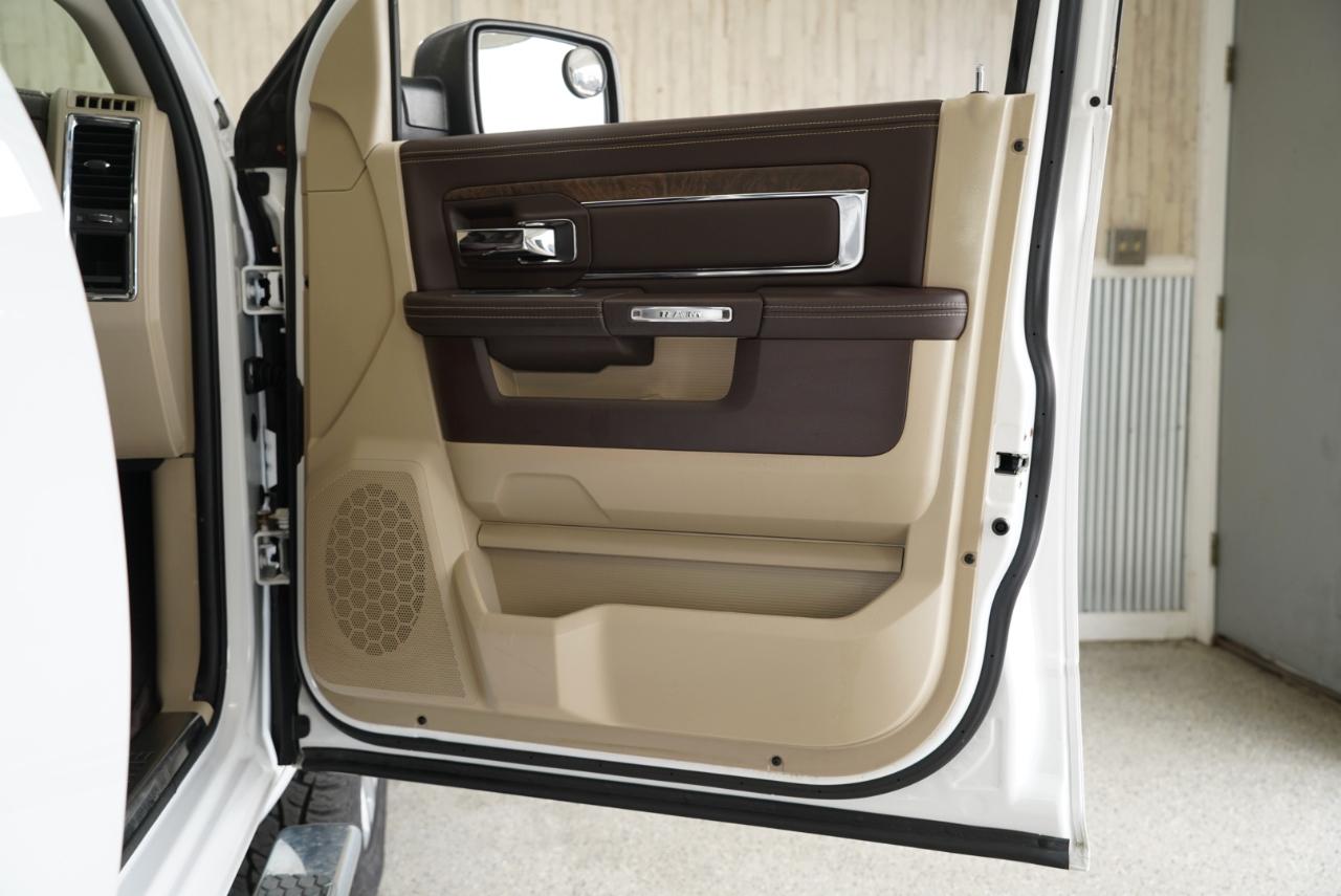 RAM 1500 4WD Crew Cab 149" Longhorn 2014