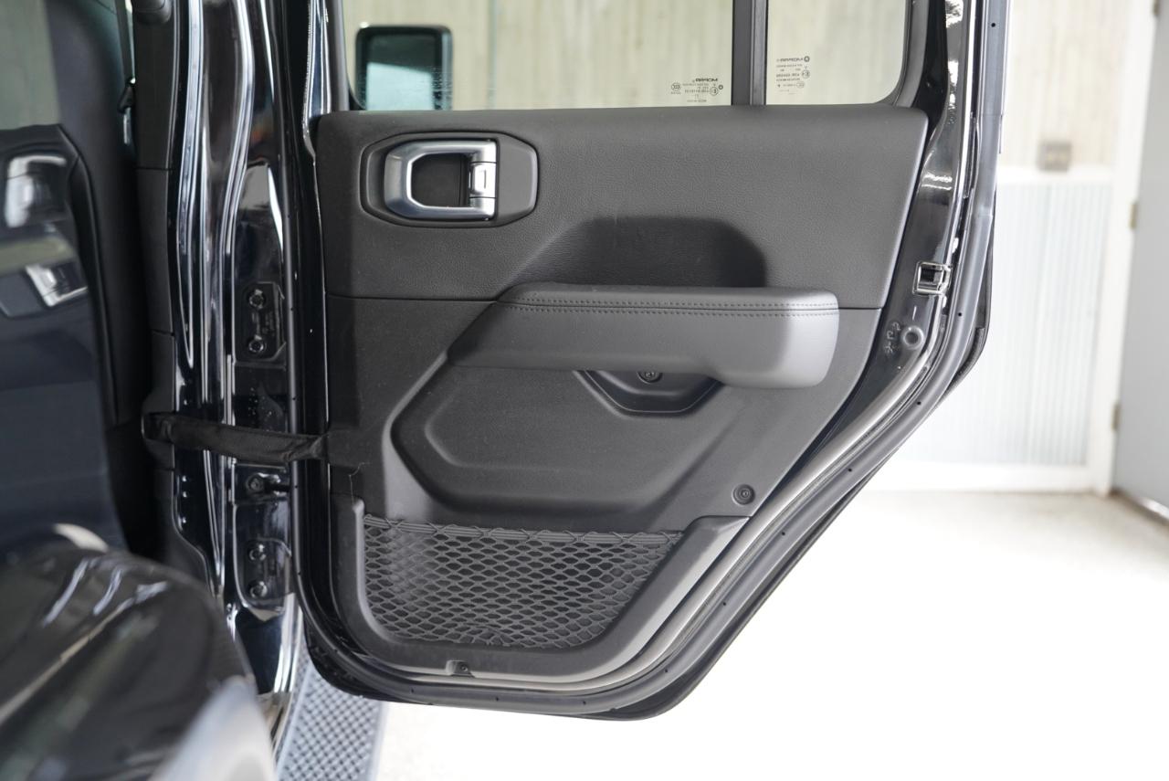 Jeep Wrangler Unlimited Sahara Altitude 4x4 2021