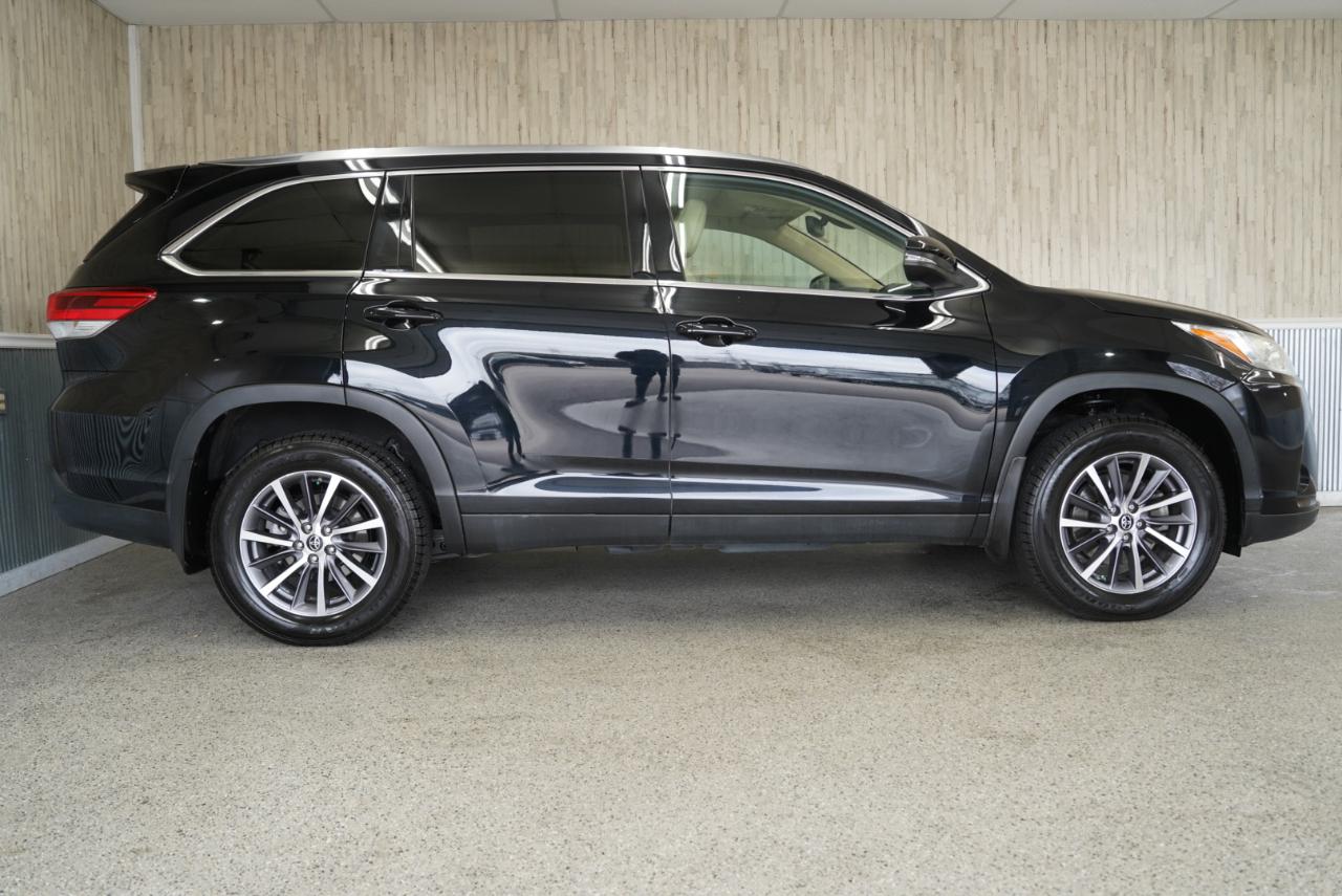 Toyota Highlander  2019