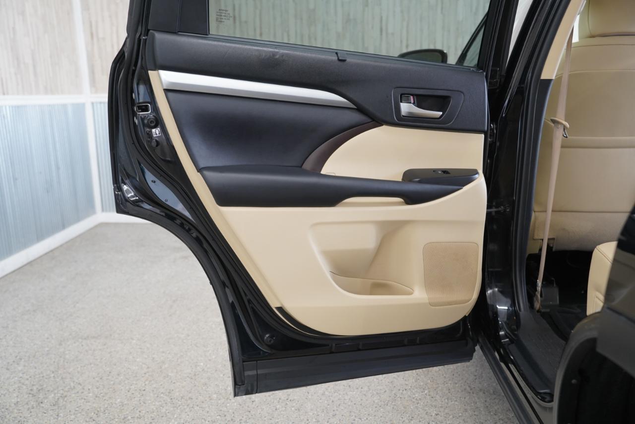 Toyota Highlander  2019