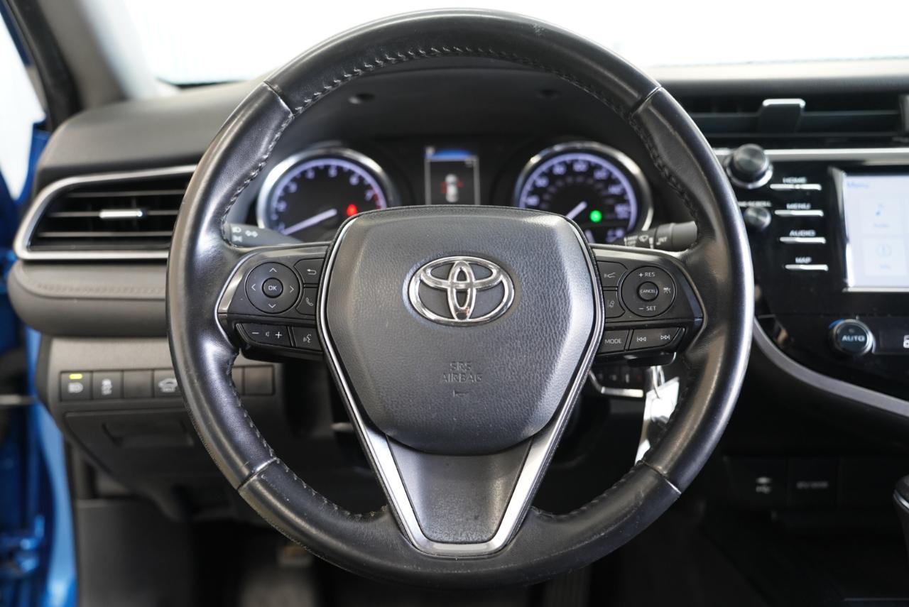 Toyota Camry SE 2019