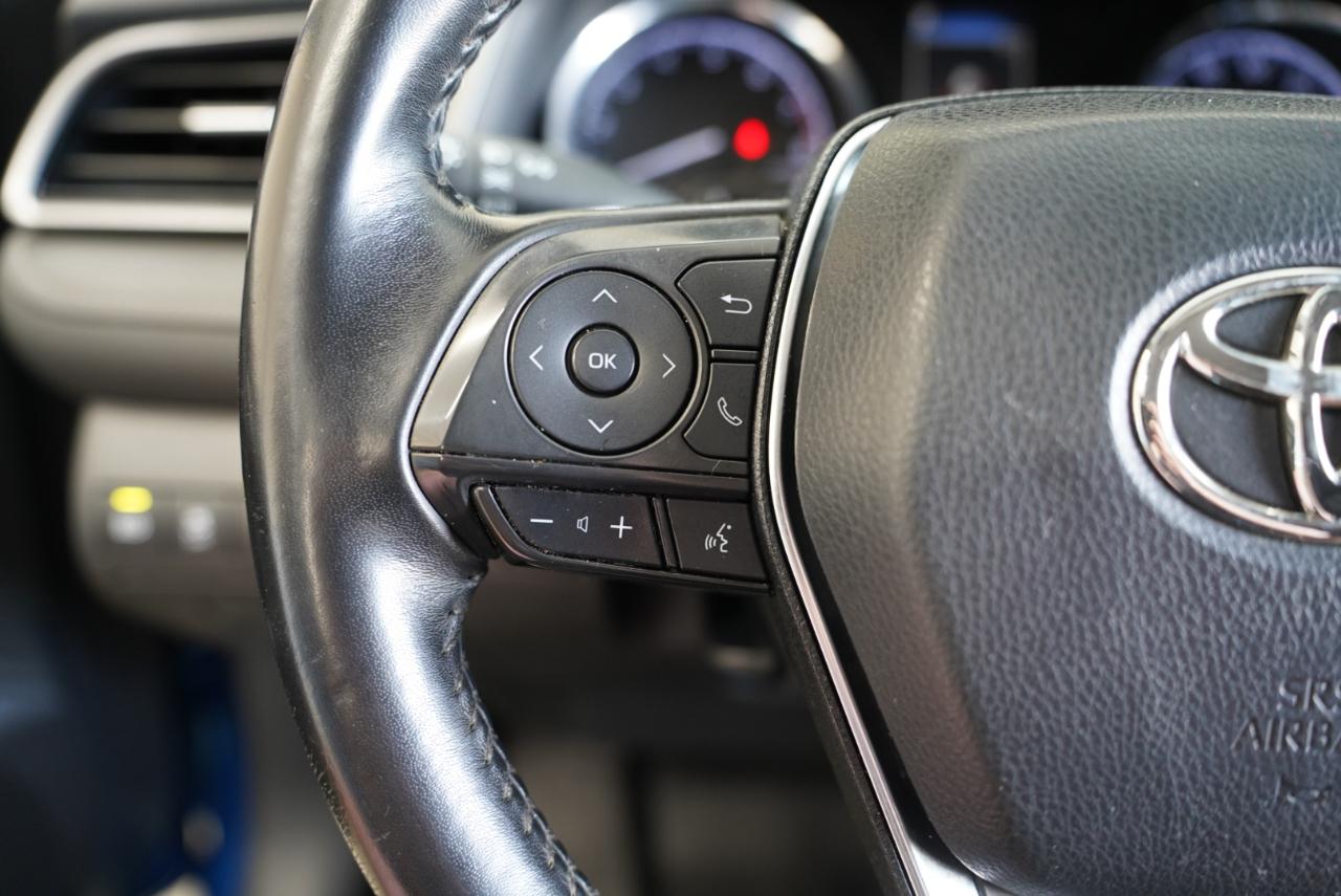 Toyota Camry SE 2019