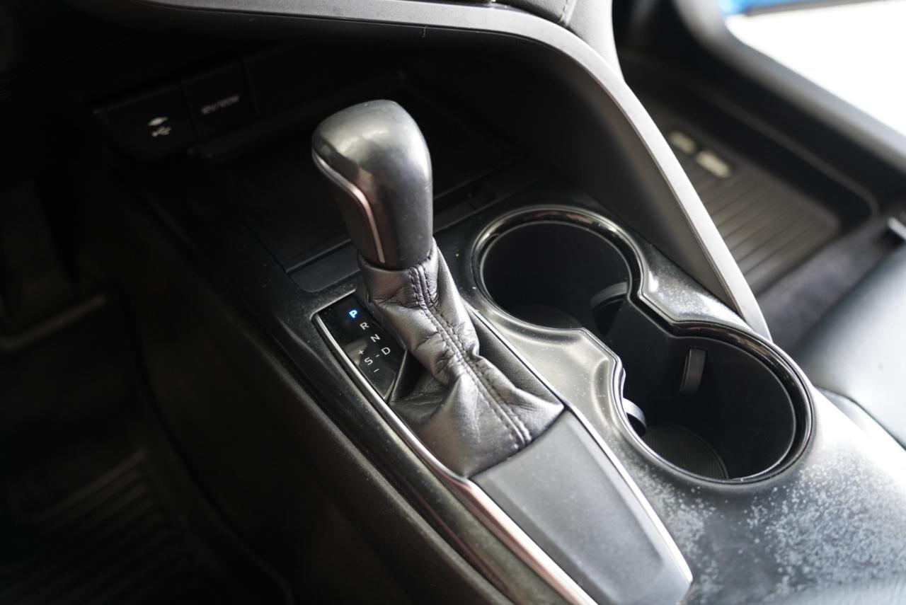 Toyota Camry SE 2019