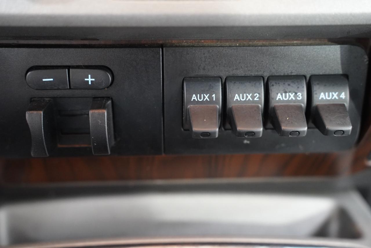 Ford Super Duty F-250 SRW  2015