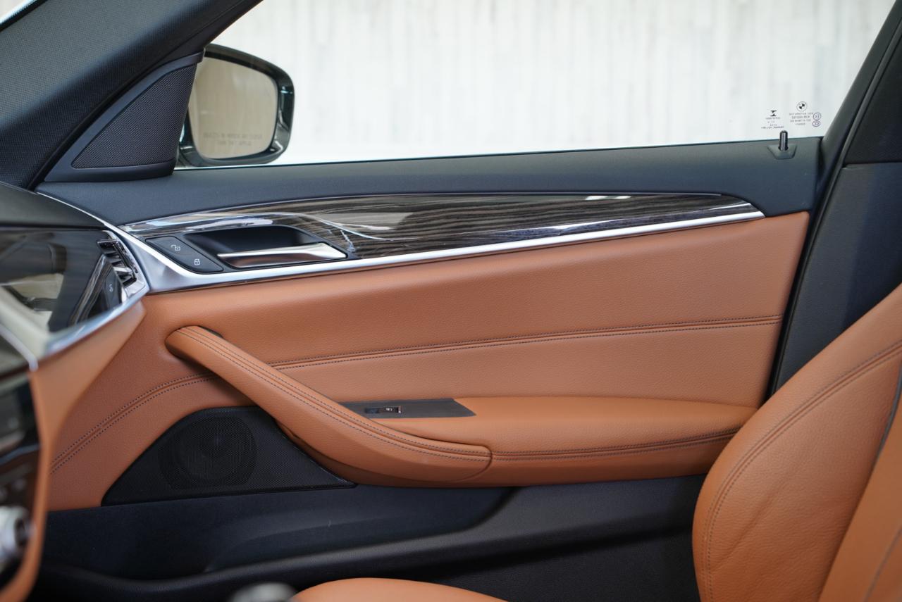 BMW 5 Series 530i Sedan 2018