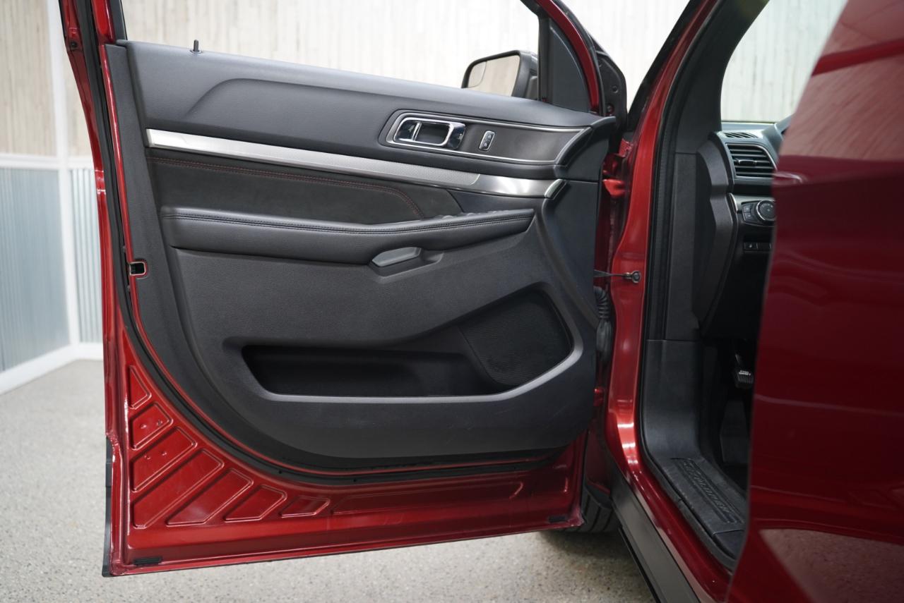 Ford Explorer XLT FWD 2018