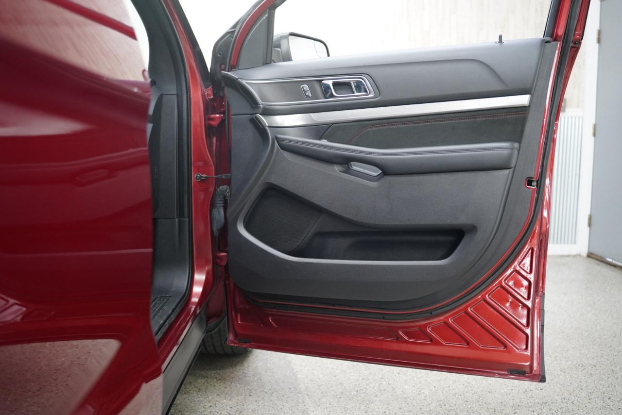 Ford Explorer XLT FWD 2018