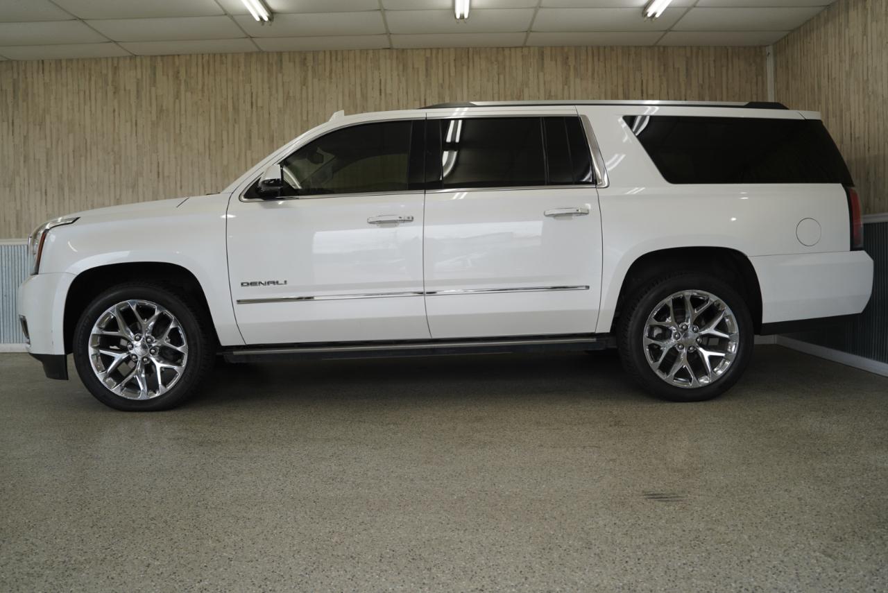 GMC Yukon XL 4WD 4dr Denali 2020