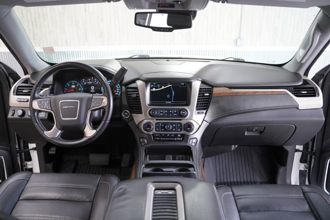 GMC Yukon XL 4WD 4dr Denali 2020
