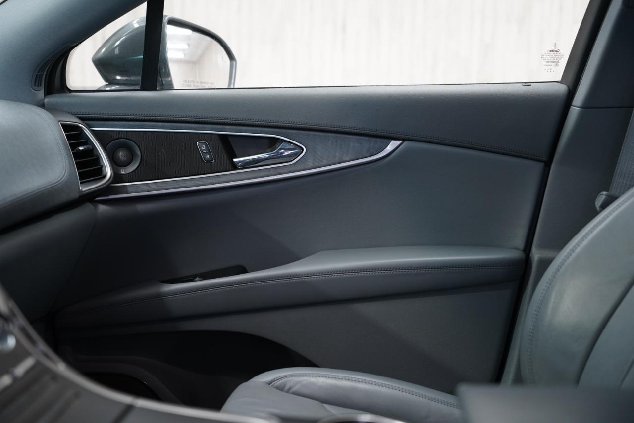 Lincoln Nautilus Reserve AWD 2020