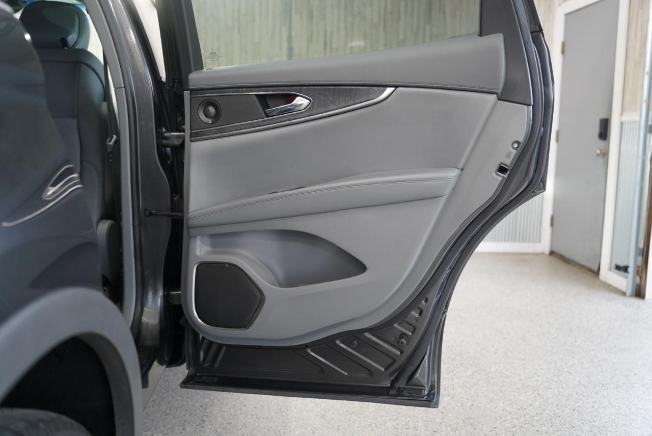 Lincoln Nautilus Reserve AWD 2020