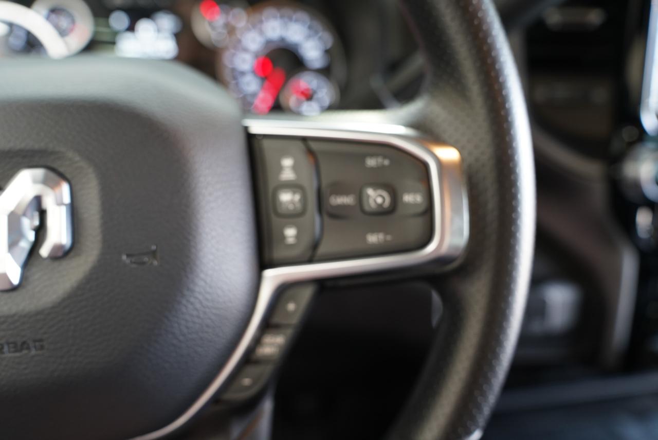 RAM 2500 Tradesman 4x4 Crew Cab 6'4" Box 2025