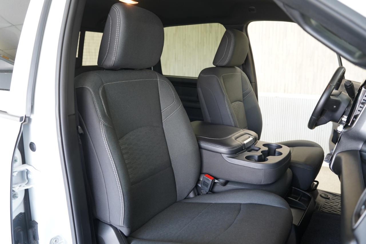 RAM 2500 Tradesman 4x4 Crew Cab 6'4" Box 2025