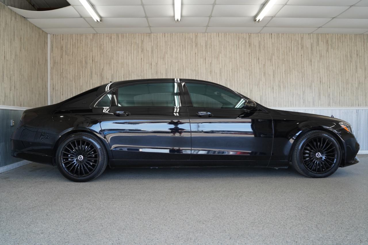 Mercedes-Benz S-Class Maybach S 560 4MATIC Sedan 2018