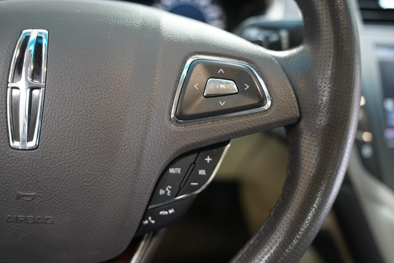 Lincoln MKZ 4dr Sdn FWD 2013