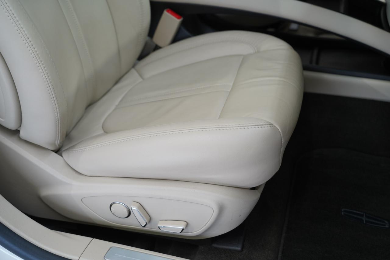 Lincoln MKZ 4dr Sdn FWD 2013