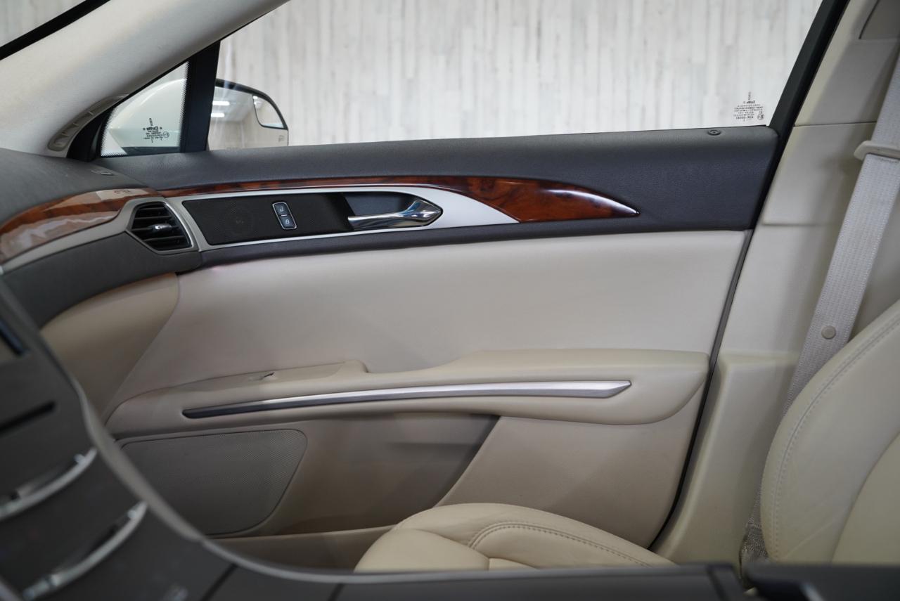 Lincoln MKZ 4dr Sdn FWD 2013