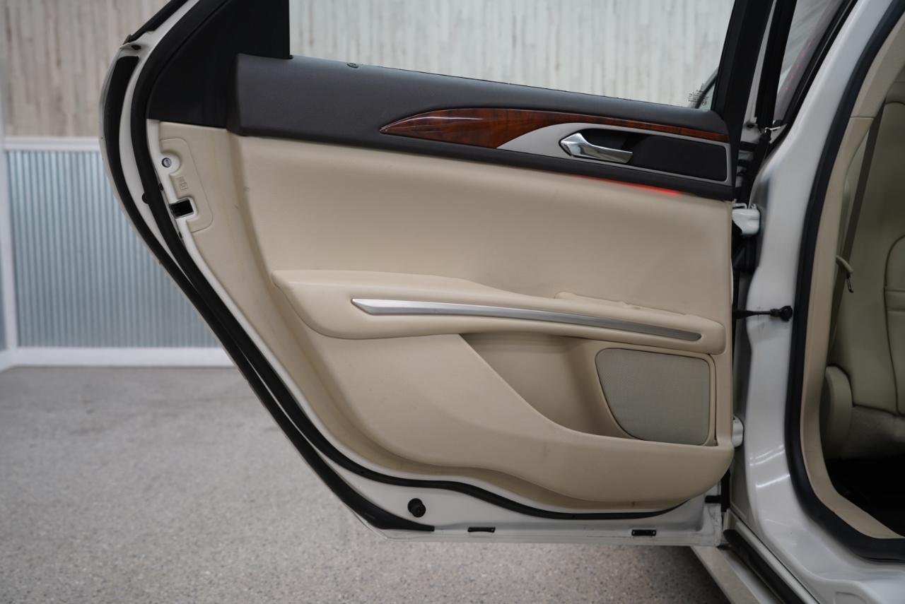 Lincoln MKZ 4dr Sdn FWD 2013