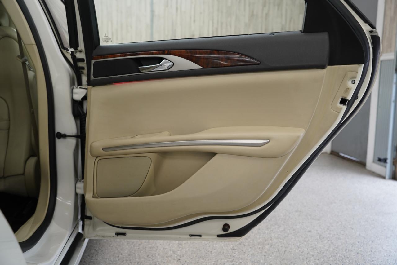 Lincoln MKZ 4dr Sdn FWD 2013