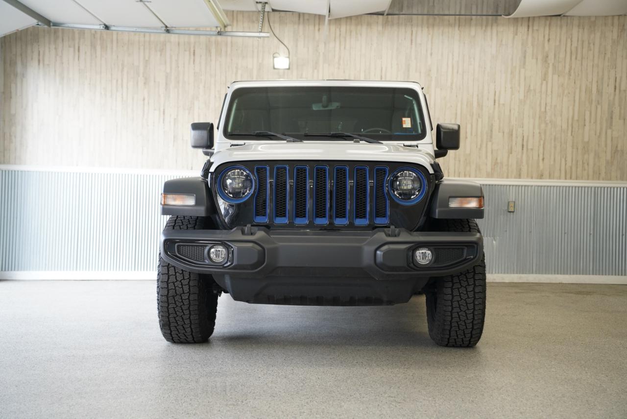 Jeep Wrangler Willys 4 Door 4x4 2023