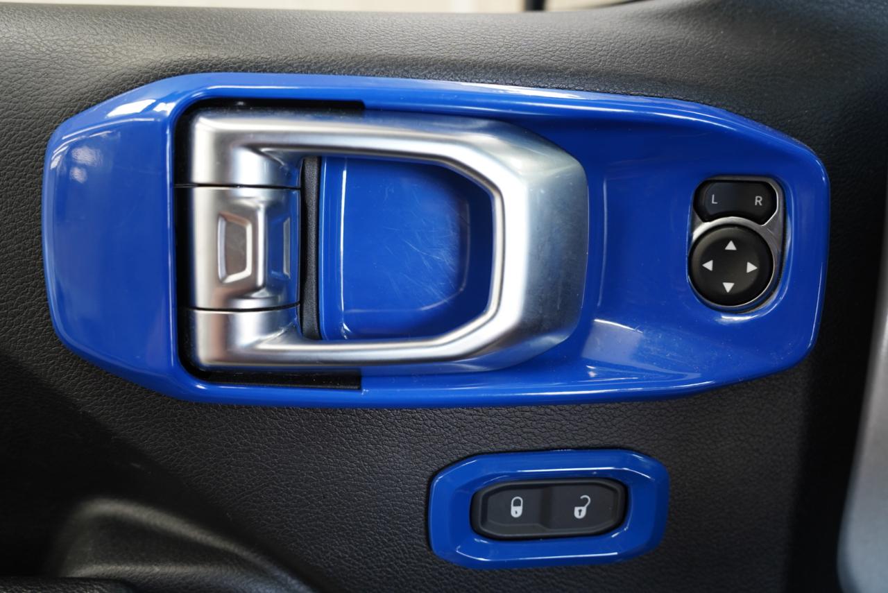 Jeep Wrangler Willys 4 Door 4x4 2023